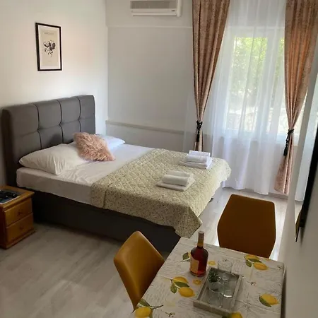 Dvorski Apartment Baska Voda